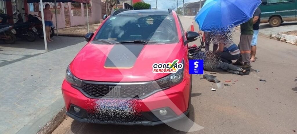 Grávida de 3 meses fica ferida após colisão entre moto e caminhonete no Teixeirão, em Cacoal